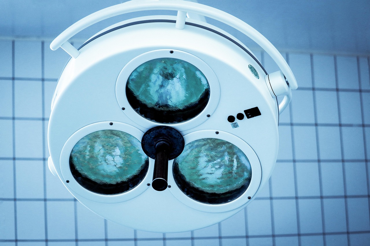 网站代实名实名账号：实名账号是否会威胁个人隐私