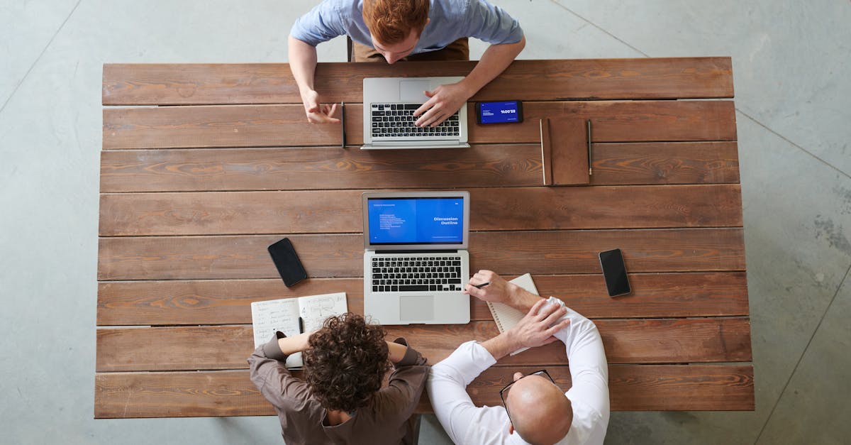 DDoS攻击下的企业困境：数据泄露与信任危机