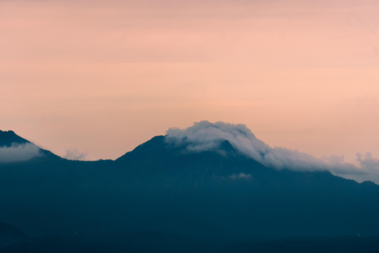 DDOS攻击器|黑客入侵我们的眼睛：控制互联网上的黑客攻击