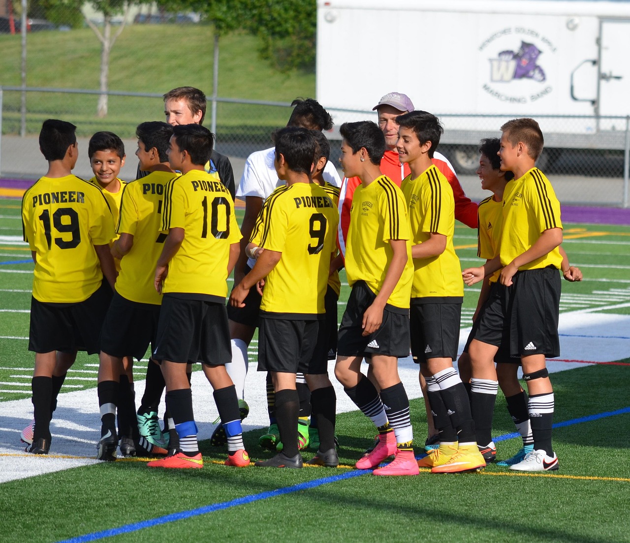 陌陌实名账号：如何通过短信营销增加客户的体验？